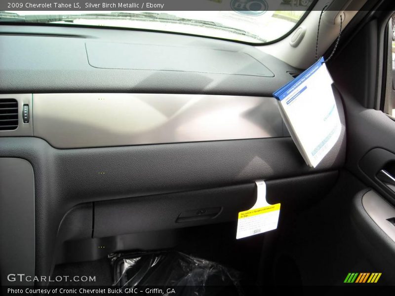 Silver Birch Metallic / Ebony 2009 Chevrolet Tahoe LS
