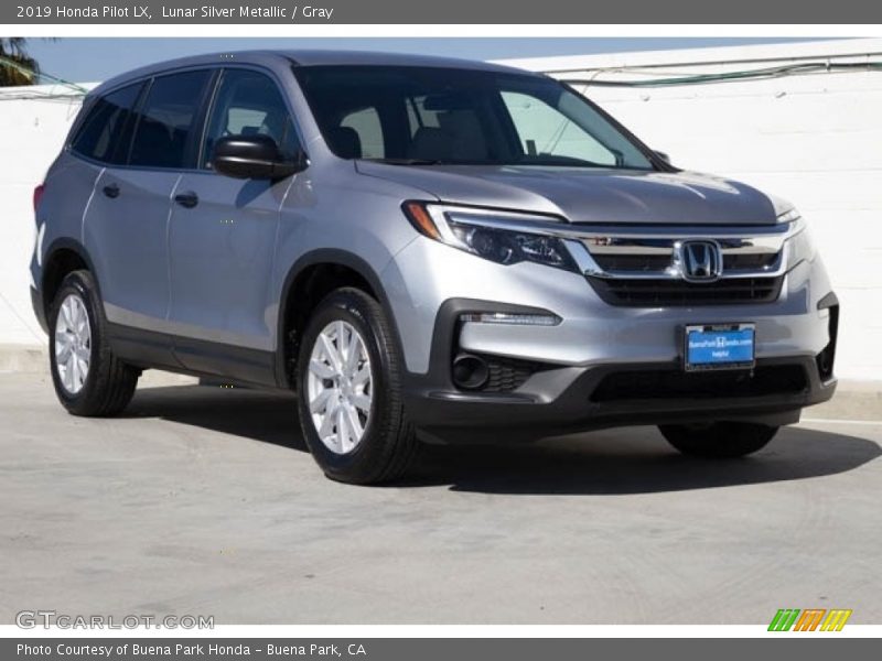 Lunar Silver Metallic / Gray 2019 Honda Pilot LX