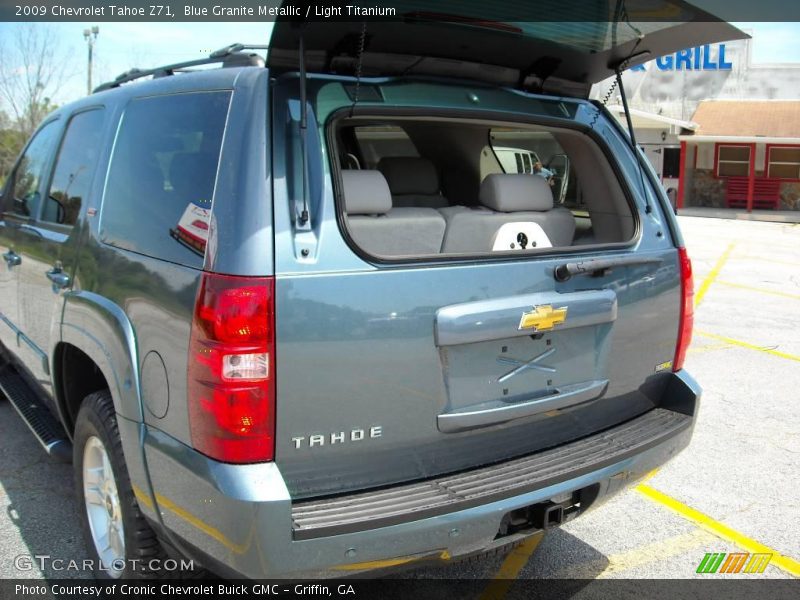 Blue Granite Metallic / Light Titanium 2009 Chevrolet Tahoe Z71