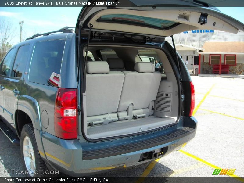 Blue Granite Metallic / Light Titanium 2009 Chevrolet Tahoe Z71