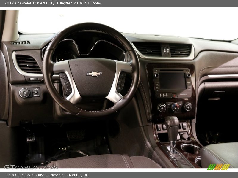 Tungsten Metallic / Ebony 2017 Chevrolet Traverse LT