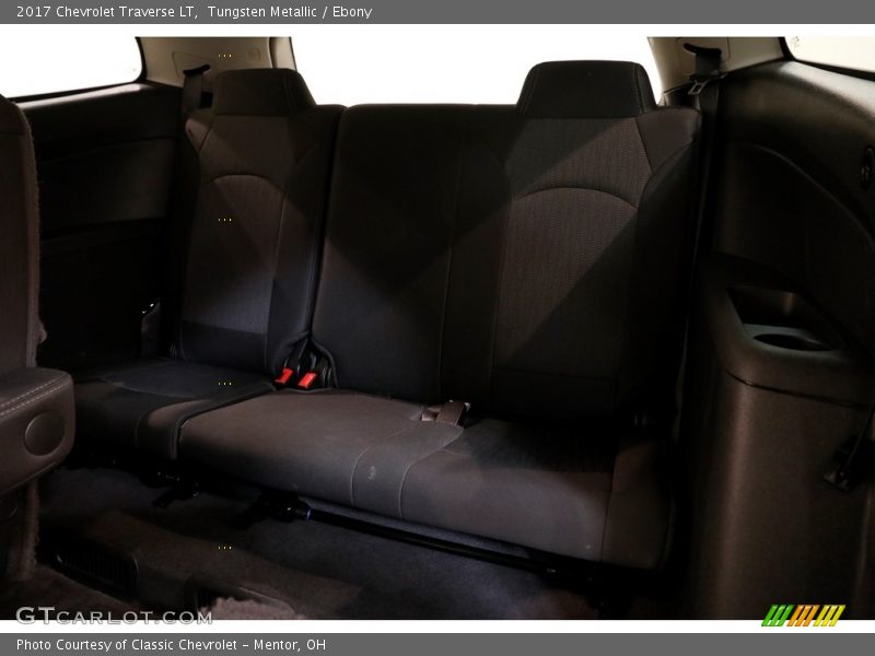 Tungsten Metallic / Ebony 2017 Chevrolet Traverse LT