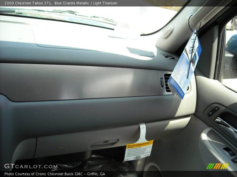 Blue Granite Metallic / Light Titanium 2009 Chevrolet Tahoe Z71