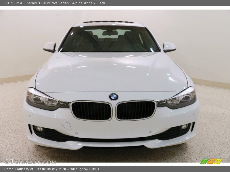 Alpine White / Black 2015 BMW 3 Series 320i xDrive Sedan