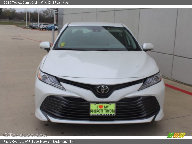 Wind Chill Pearl / Ash 2019 Toyota Camry XLE