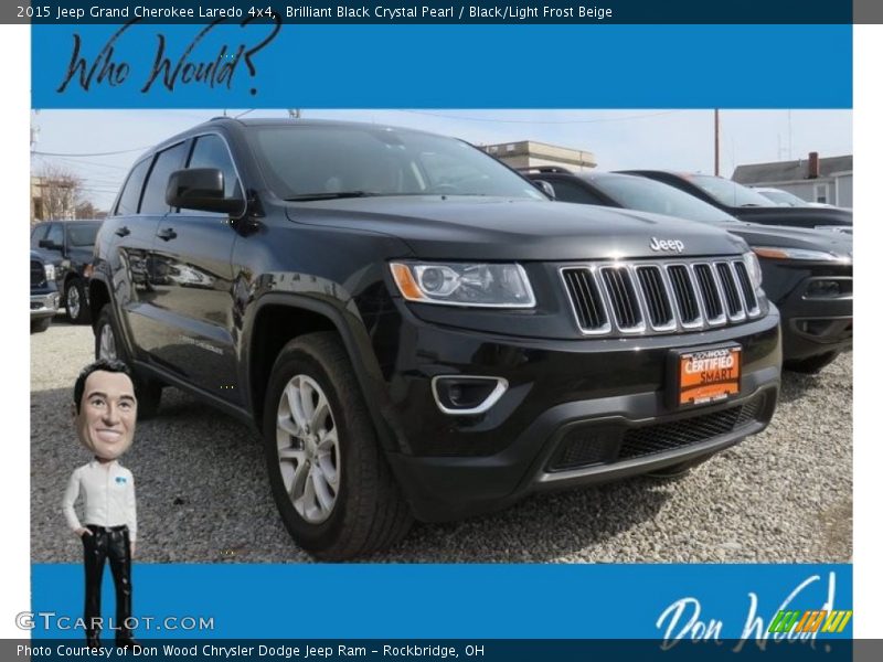 Brilliant Black Crystal Pearl / Black/Light Frost Beige 2015 Jeep Grand Cherokee Laredo 4x4