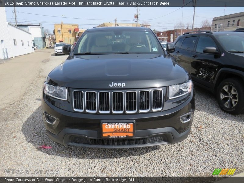 Brilliant Black Crystal Pearl / Black/Light Frost Beige 2015 Jeep Grand Cherokee Laredo 4x4