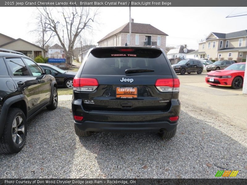Brilliant Black Crystal Pearl / Black/Light Frost Beige 2015 Jeep Grand Cherokee Laredo 4x4