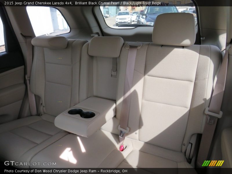 Brilliant Black Crystal Pearl / Black/Light Frost Beige 2015 Jeep Grand Cherokee Laredo 4x4