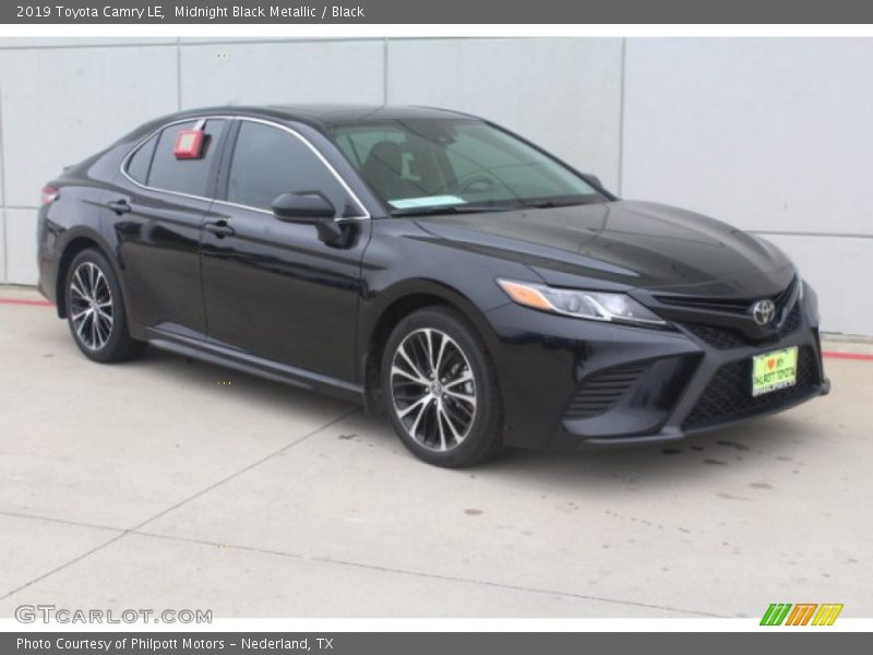 Midnight Black Metallic / Black 2019 Toyota Camry LE