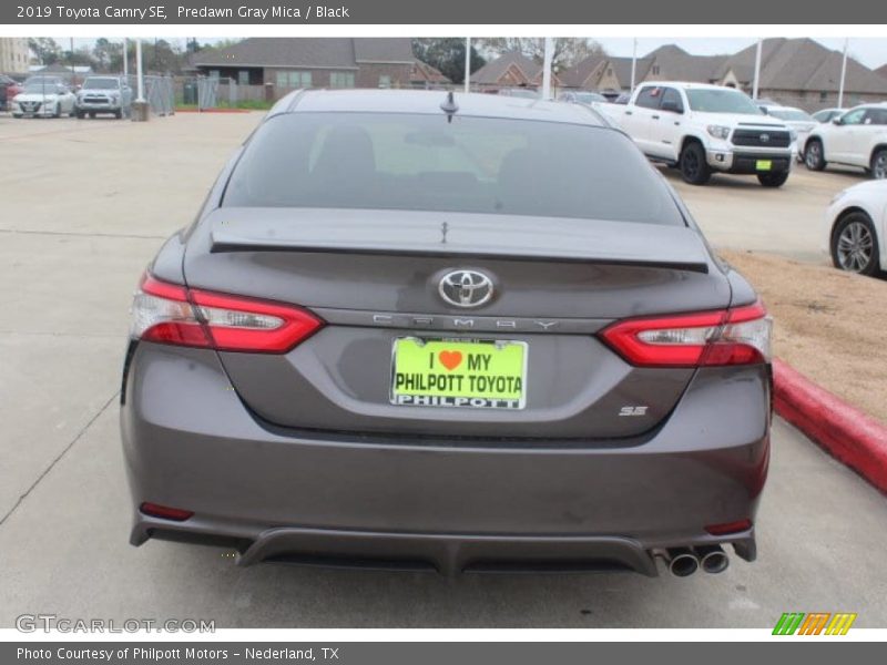 Predawn Gray Mica / Black 2019 Toyota Camry SE