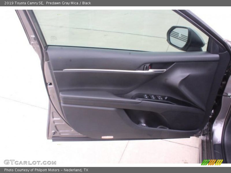 Predawn Gray Mica / Black 2019 Toyota Camry SE