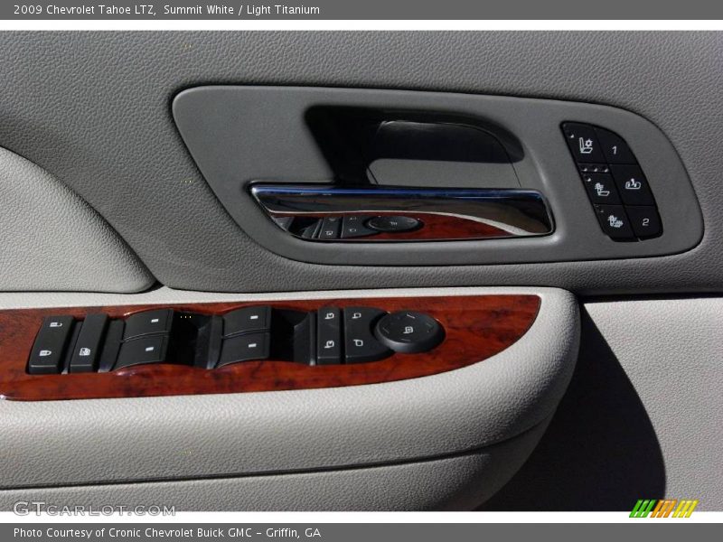 Summit White / Light Titanium 2009 Chevrolet Tahoe LTZ