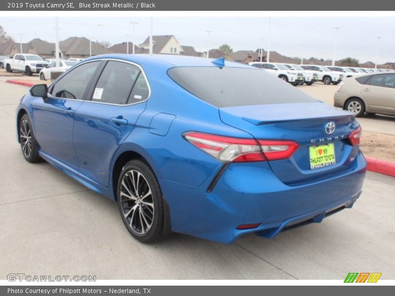 Blue Streak Metallic / Black 2019 Toyota Camry SE