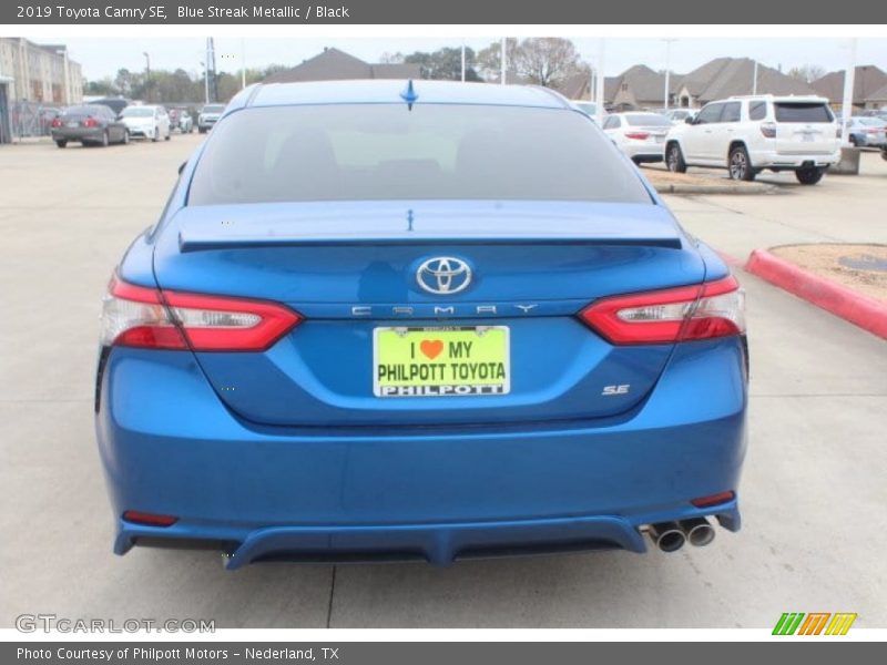 Blue Streak Metallic / Black 2019 Toyota Camry SE