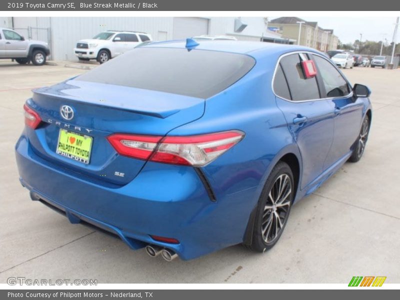 Blue Streak Metallic / Black 2019 Toyota Camry SE