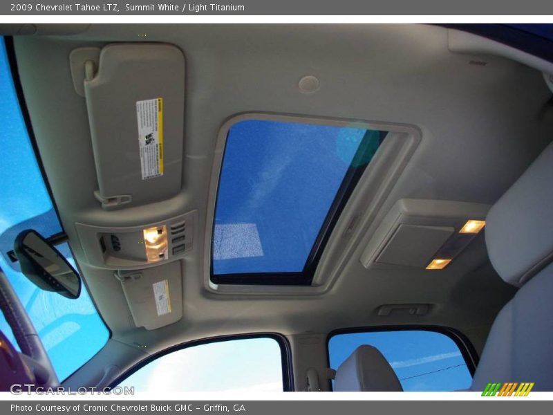 Summit White / Light Titanium 2009 Chevrolet Tahoe LTZ