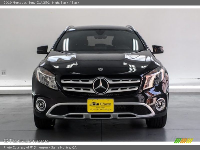 Night Black / Black 2019 Mercedes-Benz GLA 250