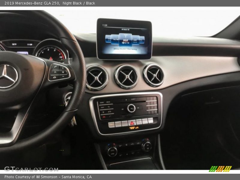 Night Black / Black 2019 Mercedes-Benz GLA 250