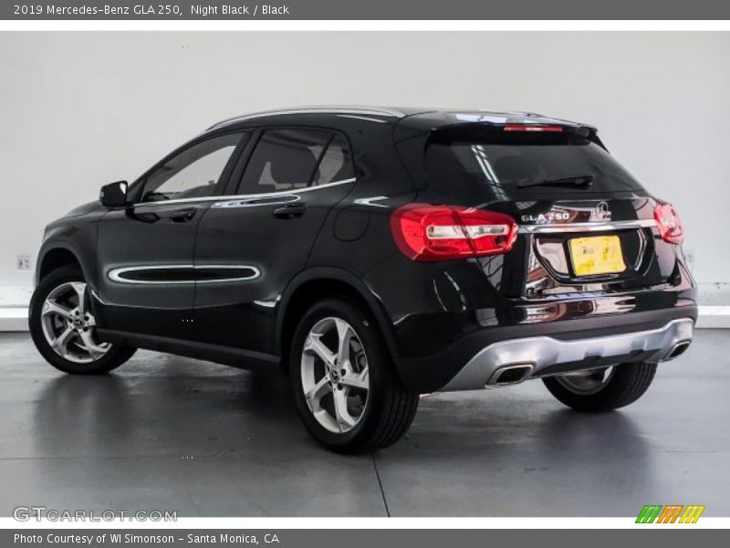 Night Black / Black 2019 Mercedes-Benz GLA 250