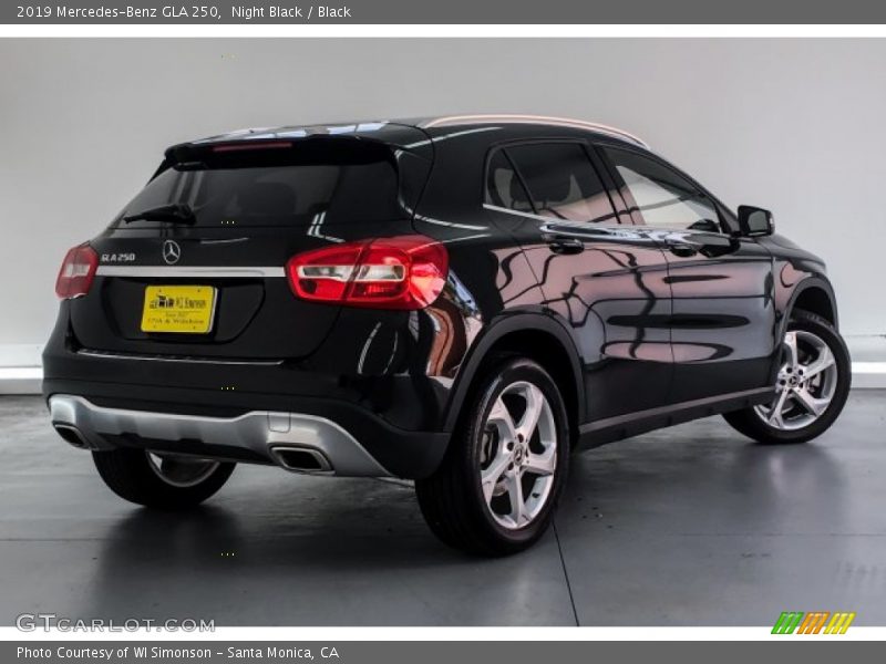 Night Black / Black 2019 Mercedes-Benz GLA 250