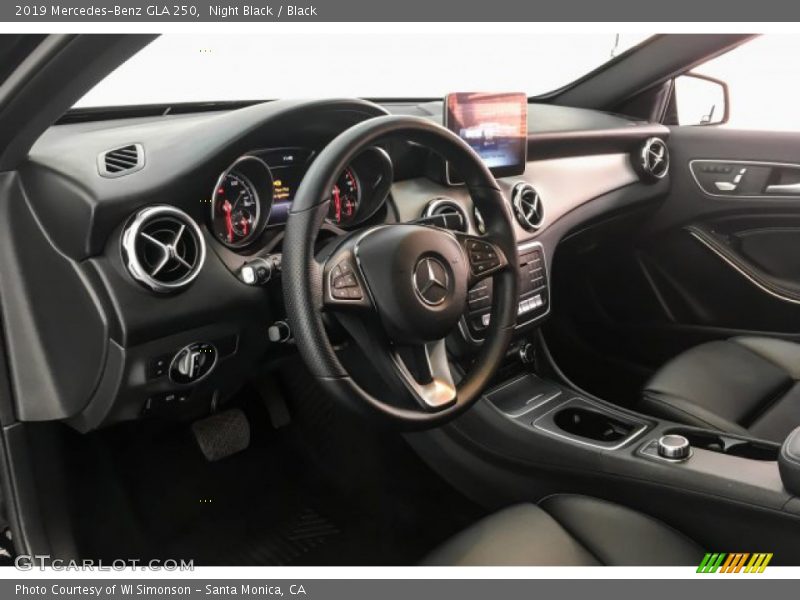 Night Black / Black 2019 Mercedes-Benz GLA 250