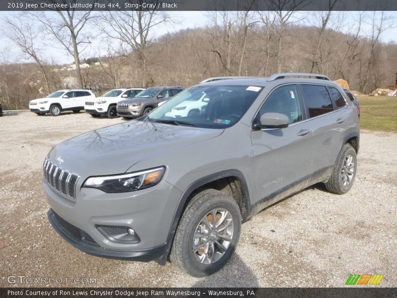 Sting-Gray / Black 2019 Jeep Cherokee Latitude Plus 4x4