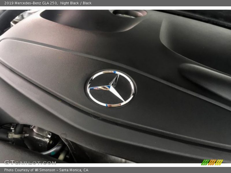 Night Black / Black 2019 Mercedes-Benz GLA 250