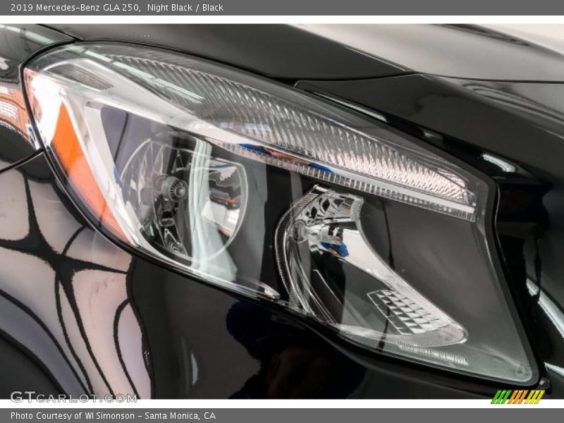 Night Black / Black 2019 Mercedes-Benz GLA 250