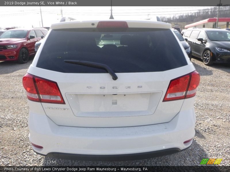 Vice White / Black 2019 Dodge Journey SE