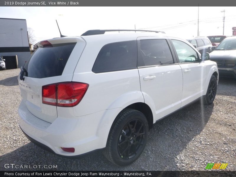 Vice White / Black 2019 Dodge Journey SE