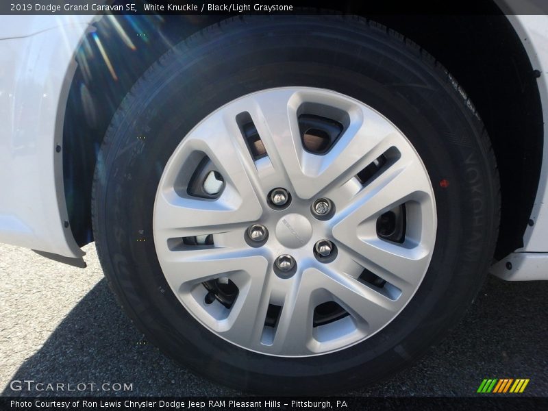 White Knuckle / Black/Light Graystone 2019 Dodge Grand Caravan SE
