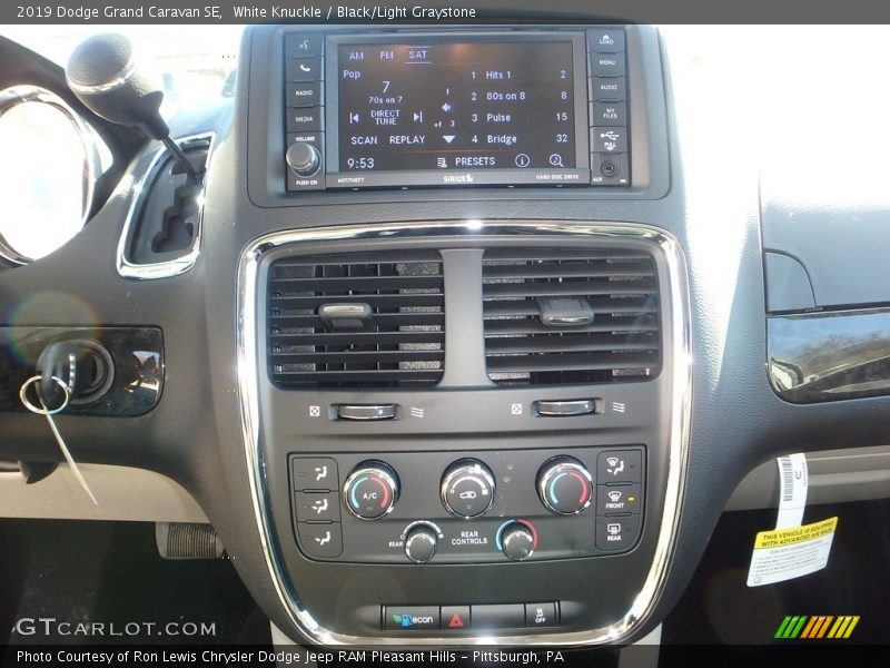 White Knuckle / Black/Light Graystone 2019 Dodge Grand Caravan SE