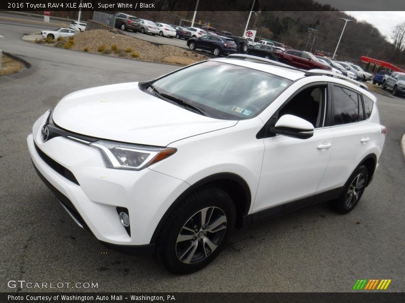 Super White / Black 2016 Toyota RAV4 XLE AWD