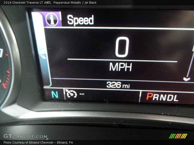 Pepperdust Metallic / Jet Black 2019 Chevrolet Traverse LT AWD