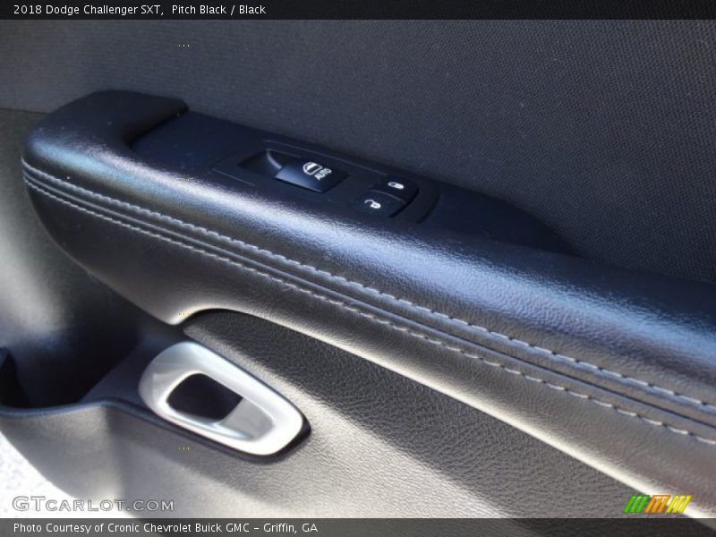 Pitch Black / Black 2018 Dodge Challenger SXT