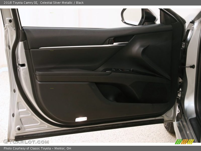 Celestial Silver Metallic / Black 2018 Toyota Camry SE