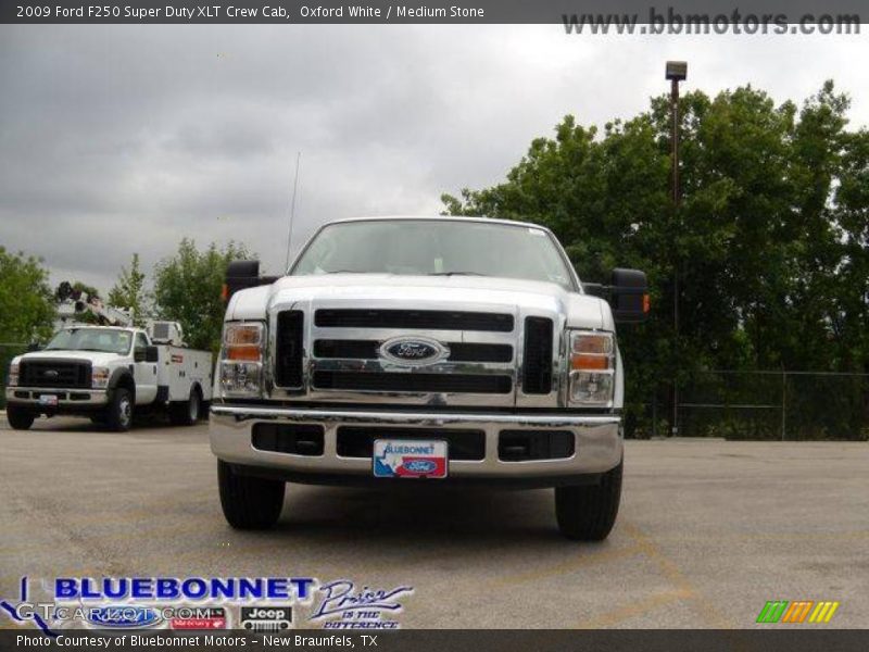 Oxford White / Medium Stone 2009 Ford F250 Super Duty XLT Crew Cab