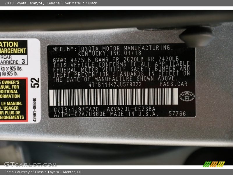 Celestial Silver Metallic / Black 2018 Toyota Camry SE