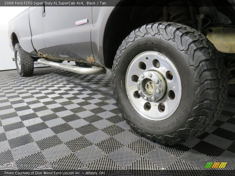 Black / Tan 2006 Ford F250 Super Duty XL SuperCab 4x4