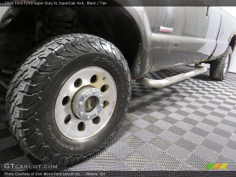 Black / Tan 2006 Ford F250 Super Duty XL SuperCab 4x4