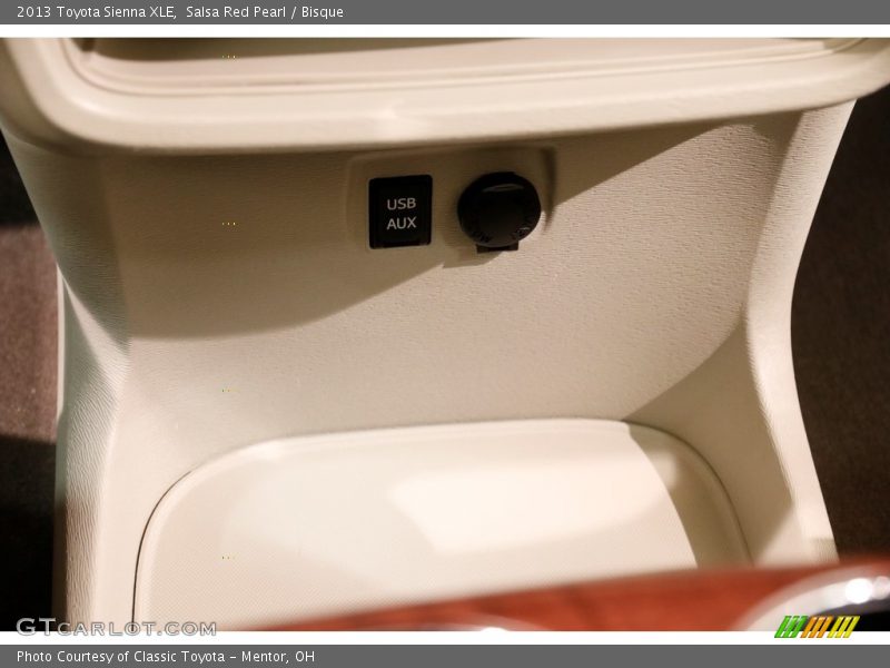 Salsa Red Pearl / Bisque 2013 Toyota Sienna XLE