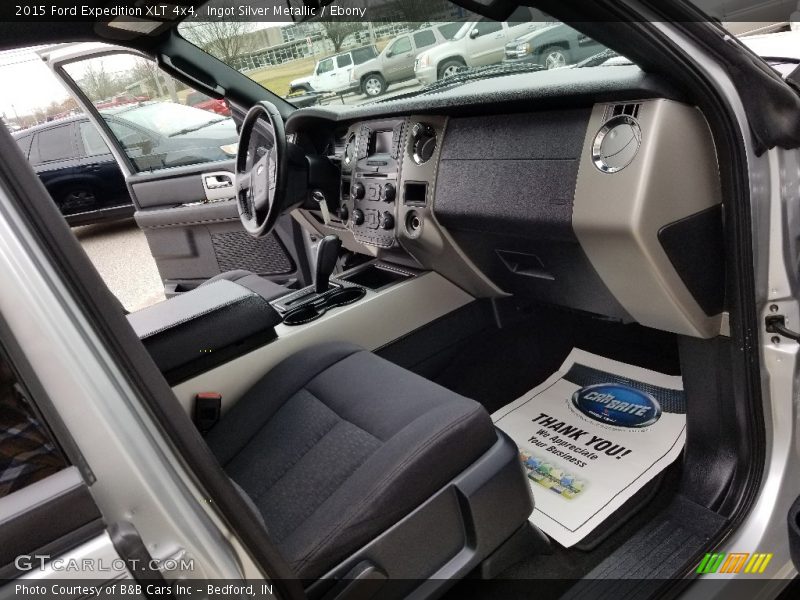 Ingot Silver Metallic / Ebony 2015 Ford Expedition XLT 4x4