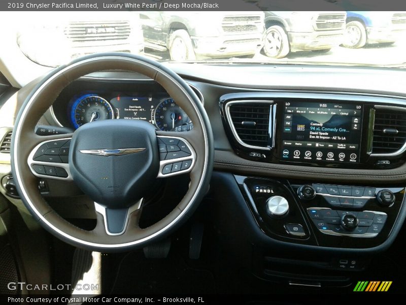 Luxury White Pearl / Deep Mocha/Black 2019 Chrysler Pacifica Limited