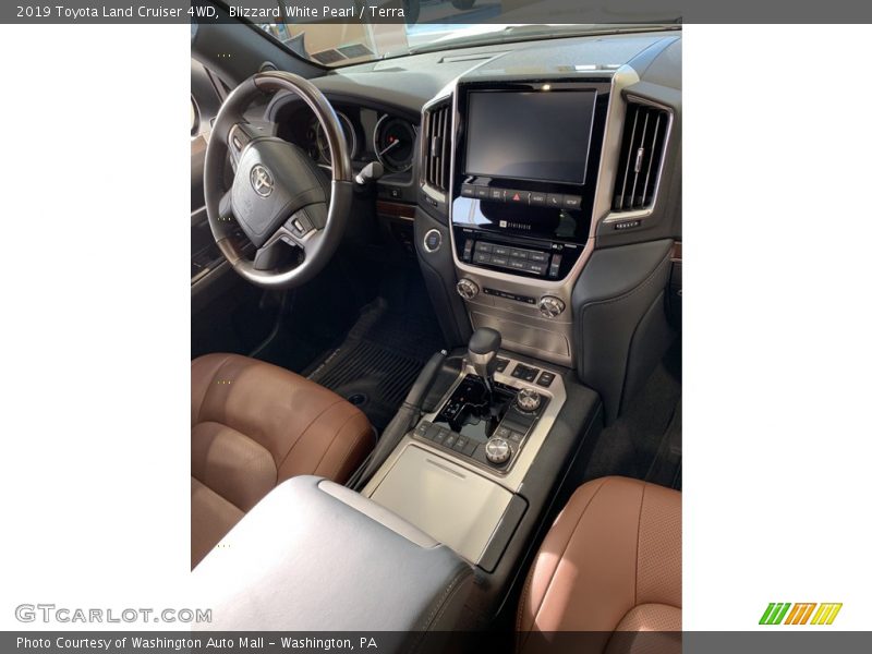 Blizzard White Pearl / Terra 2019 Toyota Land Cruiser 4WD
