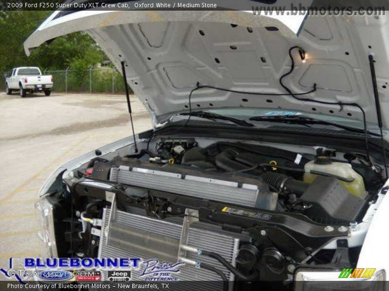Oxford White / Medium Stone 2009 Ford F250 Super Duty XLT Crew Cab