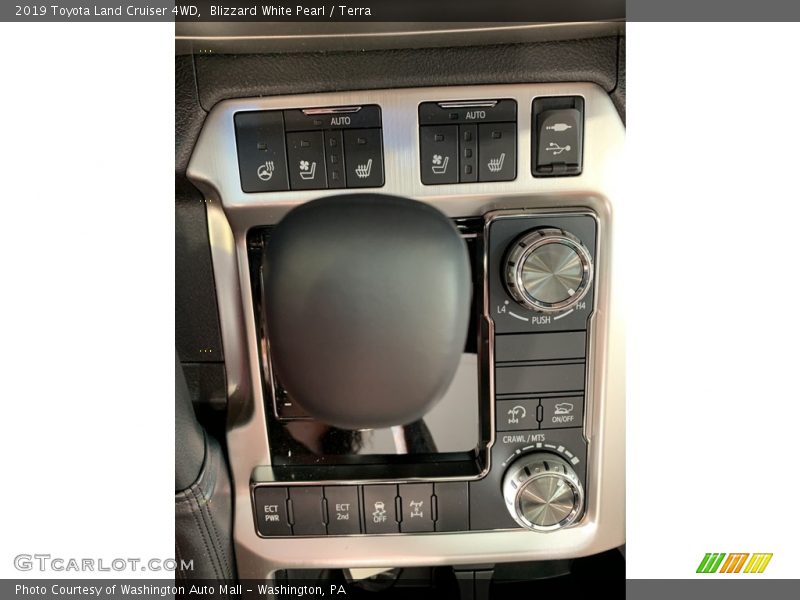 Blizzard White Pearl / Terra 2019 Toyota Land Cruiser 4WD