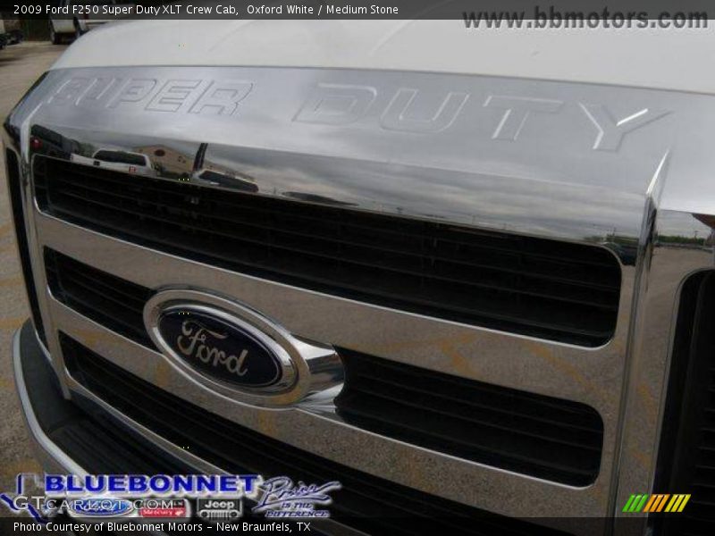 Oxford White / Medium Stone 2009 Ford F250 Super Duty XLT Crew Cab