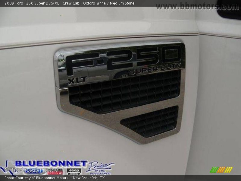 Oxford White / Medium Stone 2009 Ford F250 Super Duty XLT Crew Cab