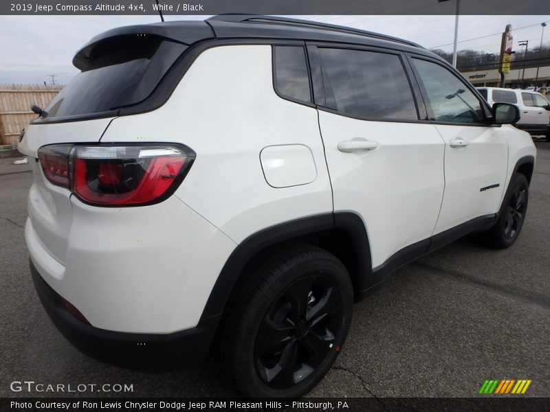 White / Black 2019 Jeep Compass Altitude 4x4